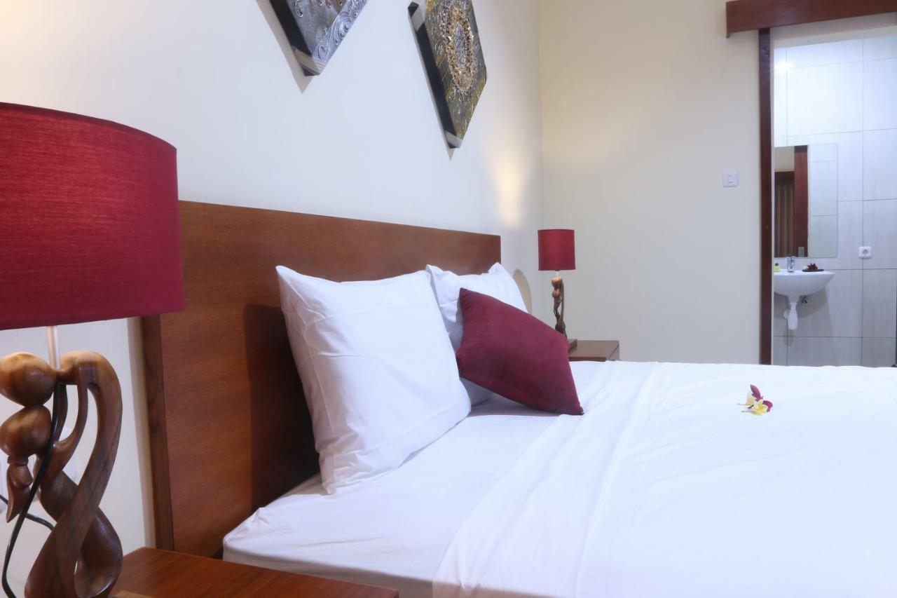 Sekar Waru Homestay Санур Екстер'єр фото
