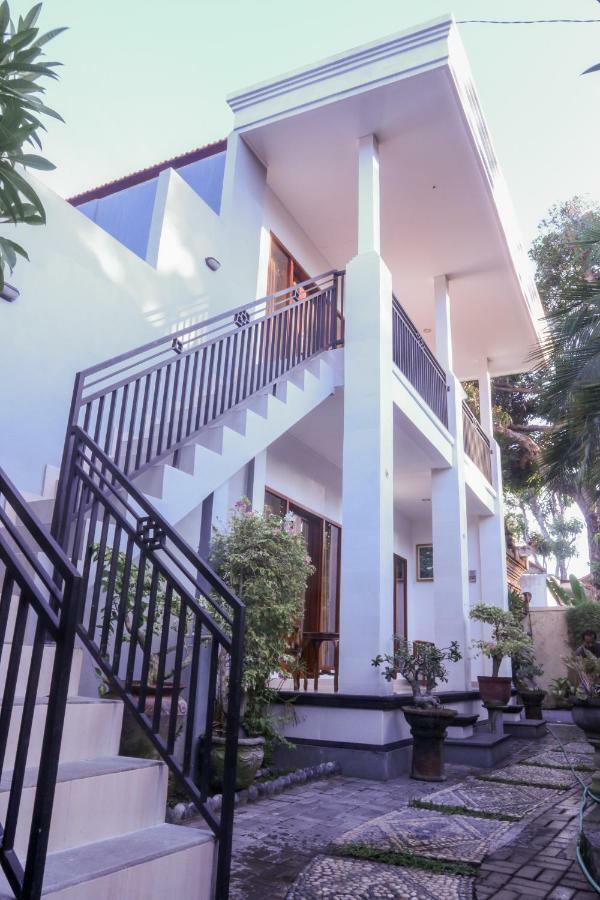 Sekar Waru Homestay Санур Екстер'єр фото